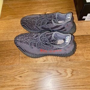 Yeezy Beluga 2.0.